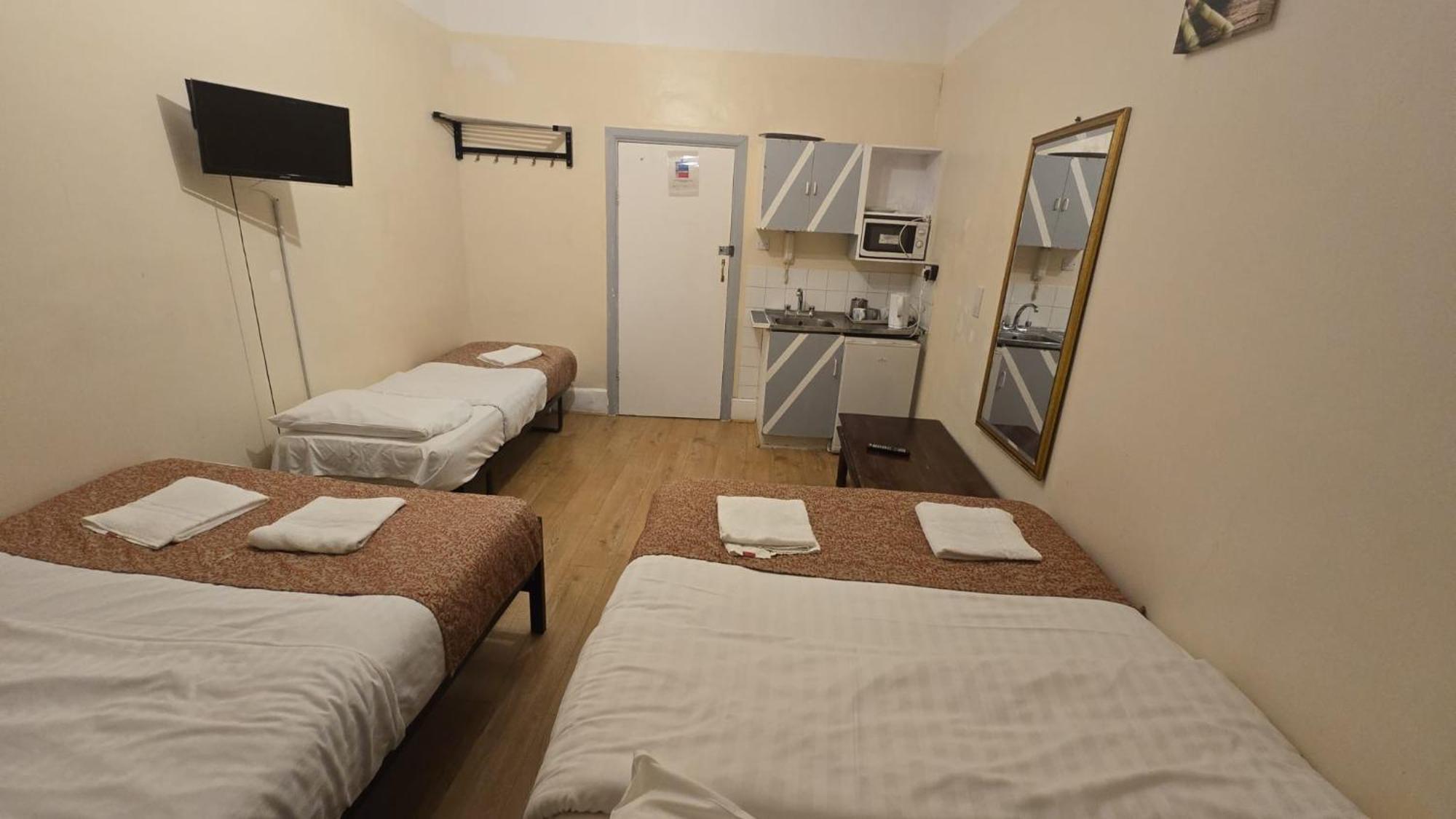 Anwar House Hotel London Bagian luar foto