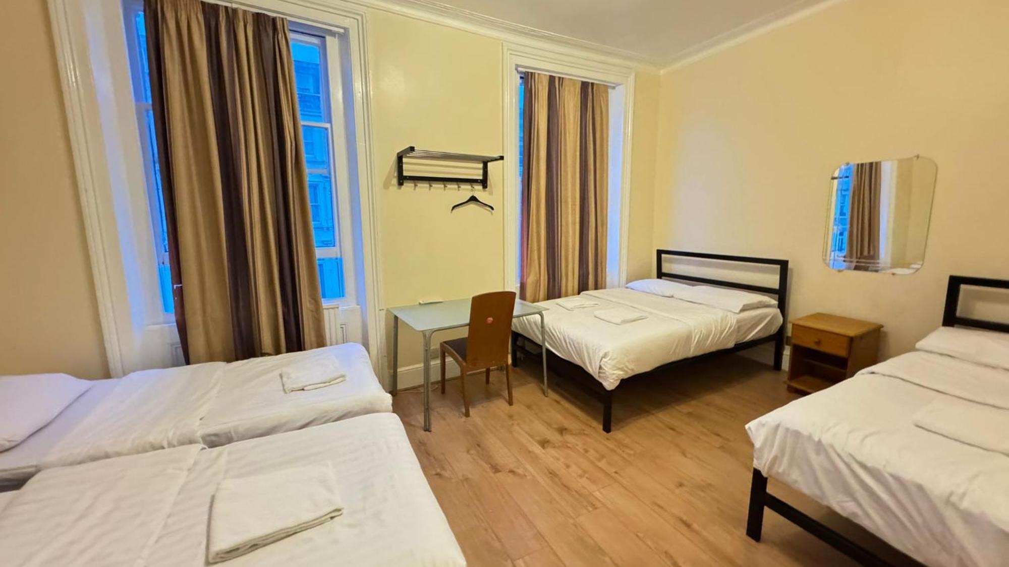 Anwar House Hotel London Bagian luar foto