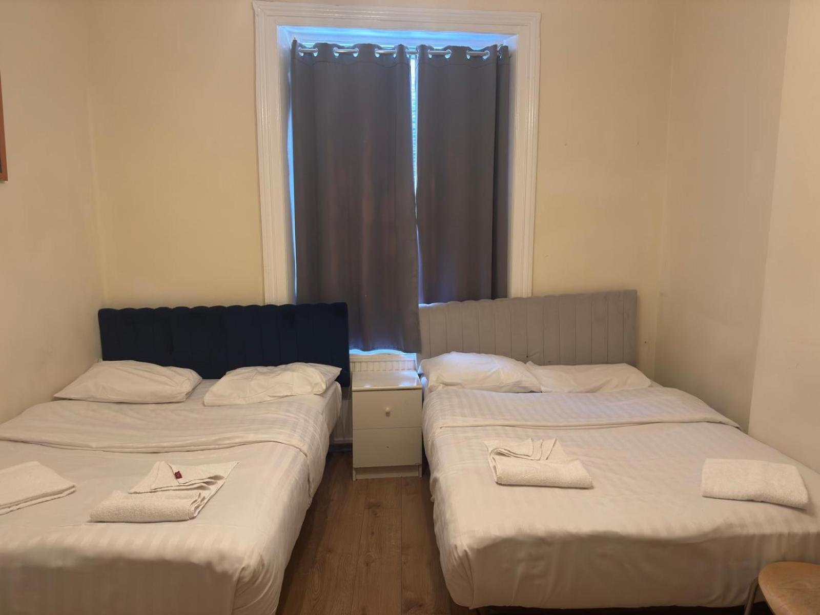 Anwar House Hotel London Bagian luar foto