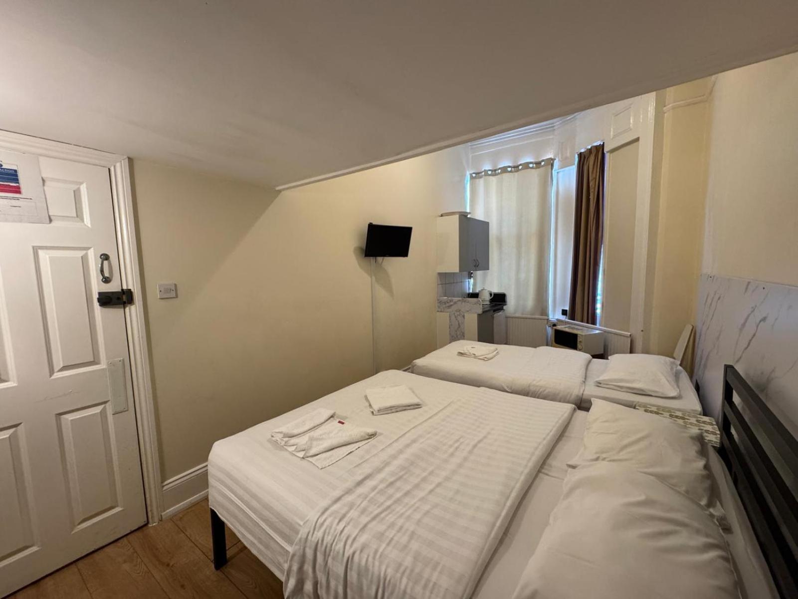 Anwar House Hotel London Bagian luar foto
