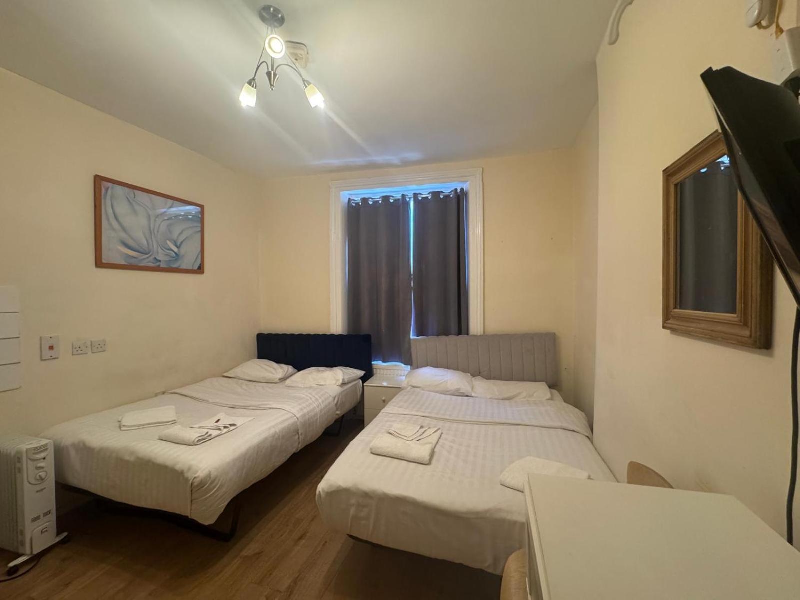 Anwar House Hotel London Bagian luar foto