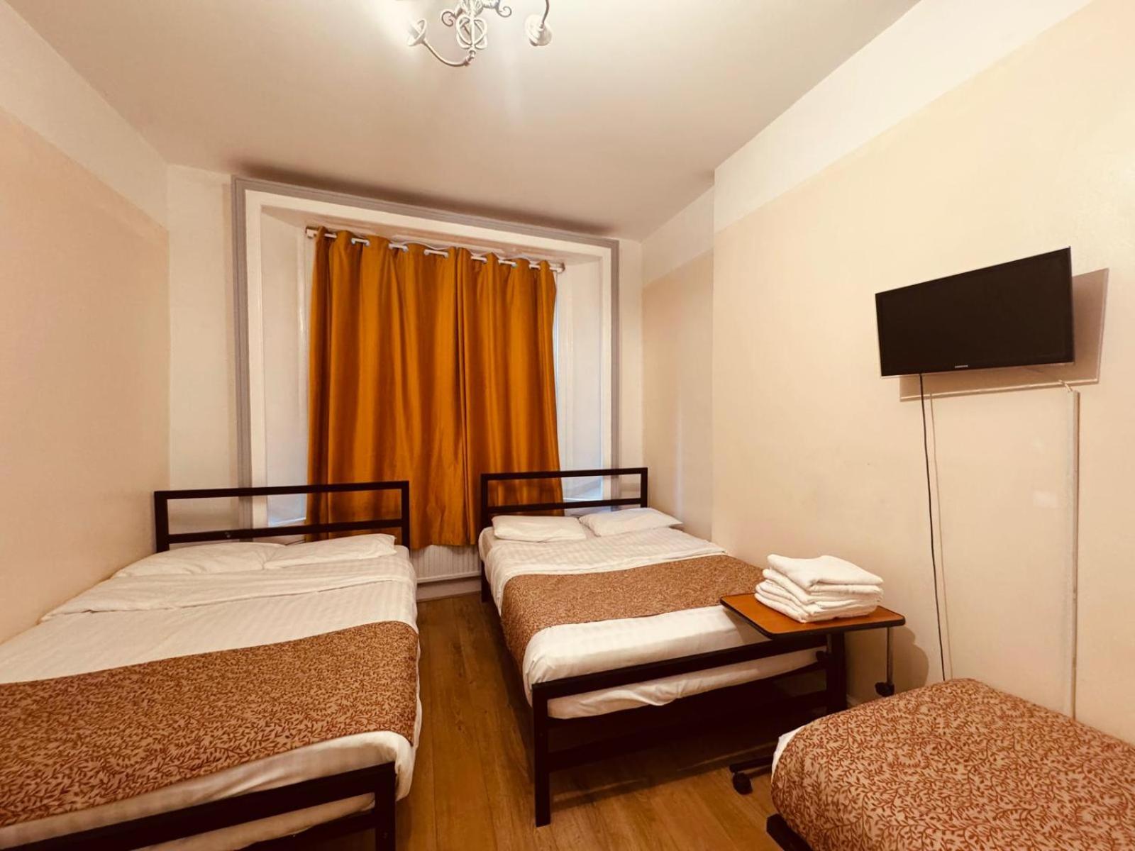 Anwar House Hotel London Bagian luar foto